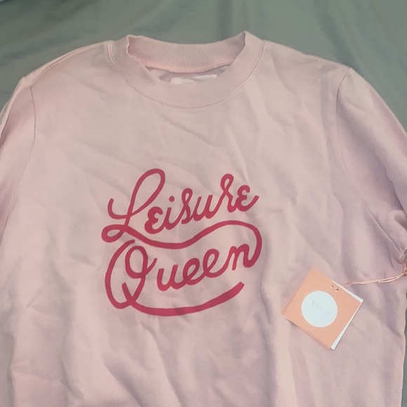 Leisure Queen Sweatshirt - Picture 5 of 5